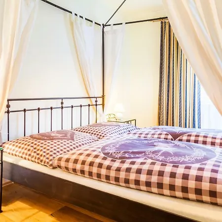 Grillhof-gut Vakantieboerderij Mauterndorf (Salzburg)